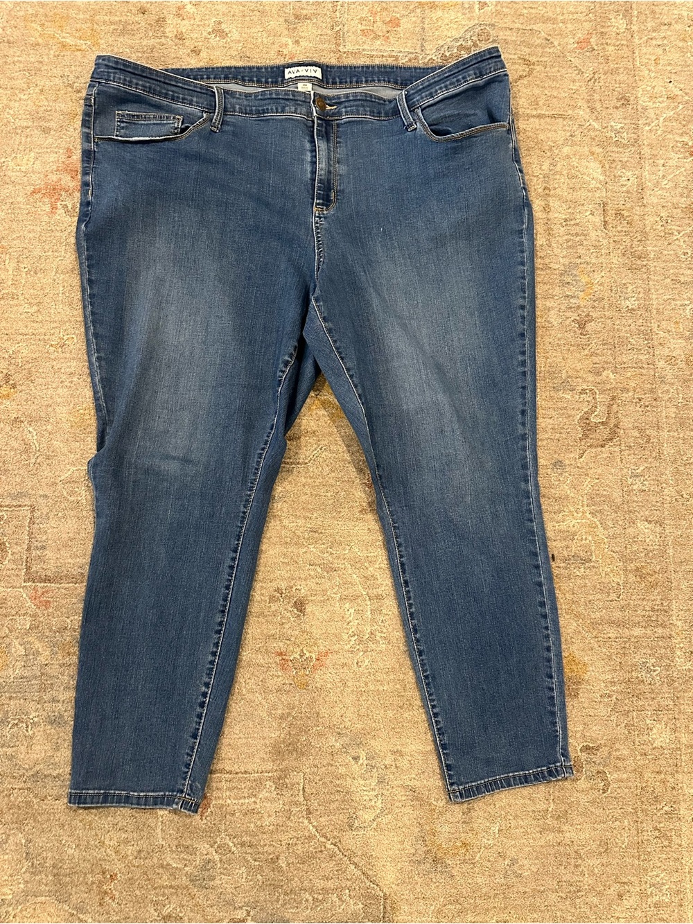 Ava & Viv Medium Blue Ankle Cropped Stretch Jeans